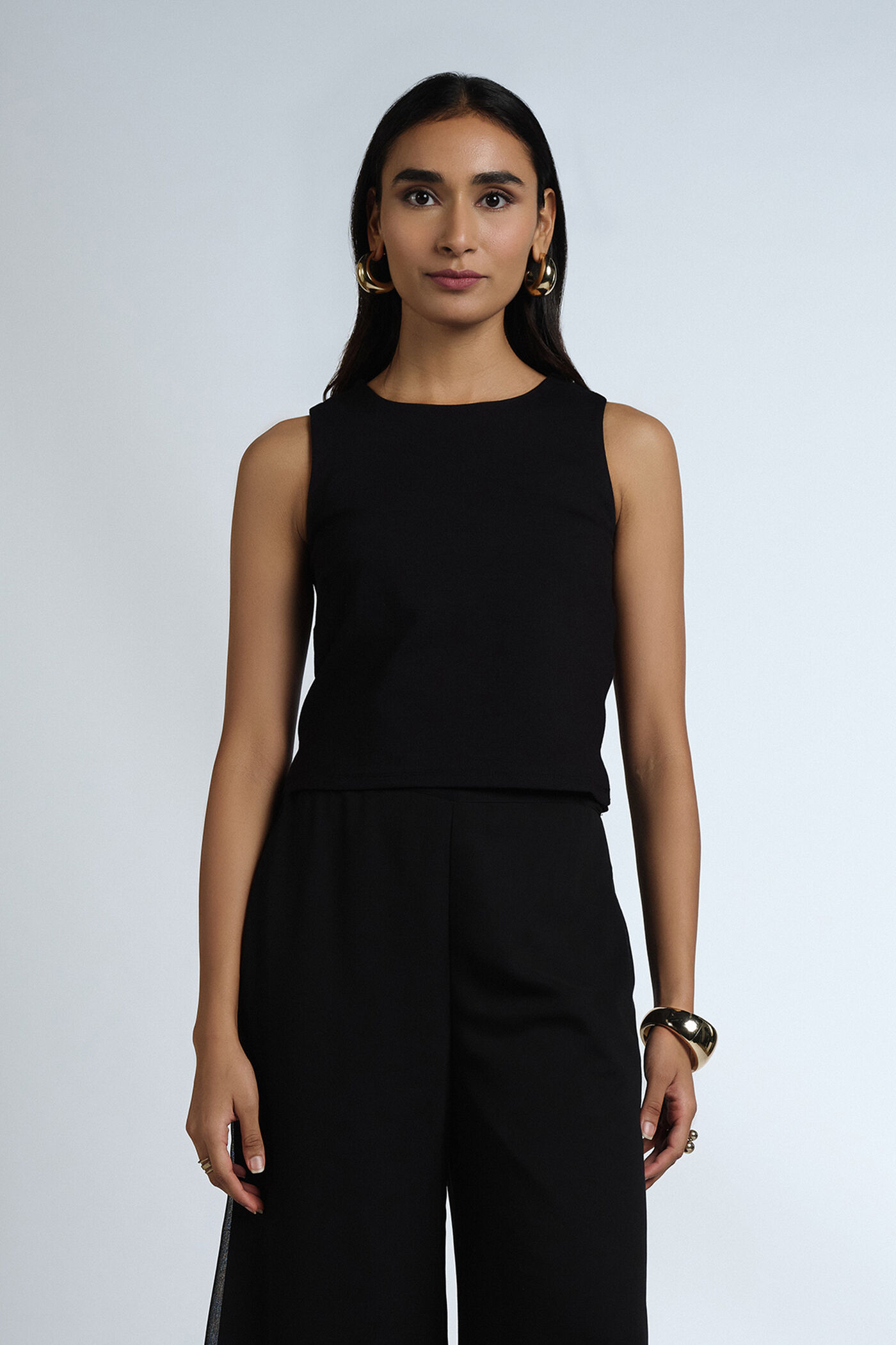 Black Ease Top